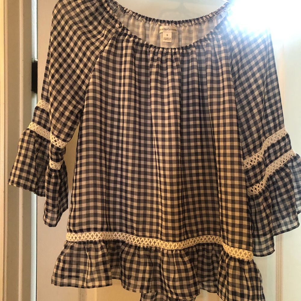 Women’s off the shoulder checkered peasant top